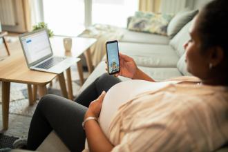 Woman using a nutrition app on her phone 