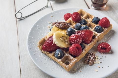 Oatmeal Pecan Waffles | Nutrition.gov